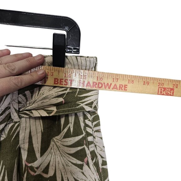Tahari Womens Green & White Tropical Leaf Print Linen Shorts Belt Pockets L‎ - Picture 6 of 13